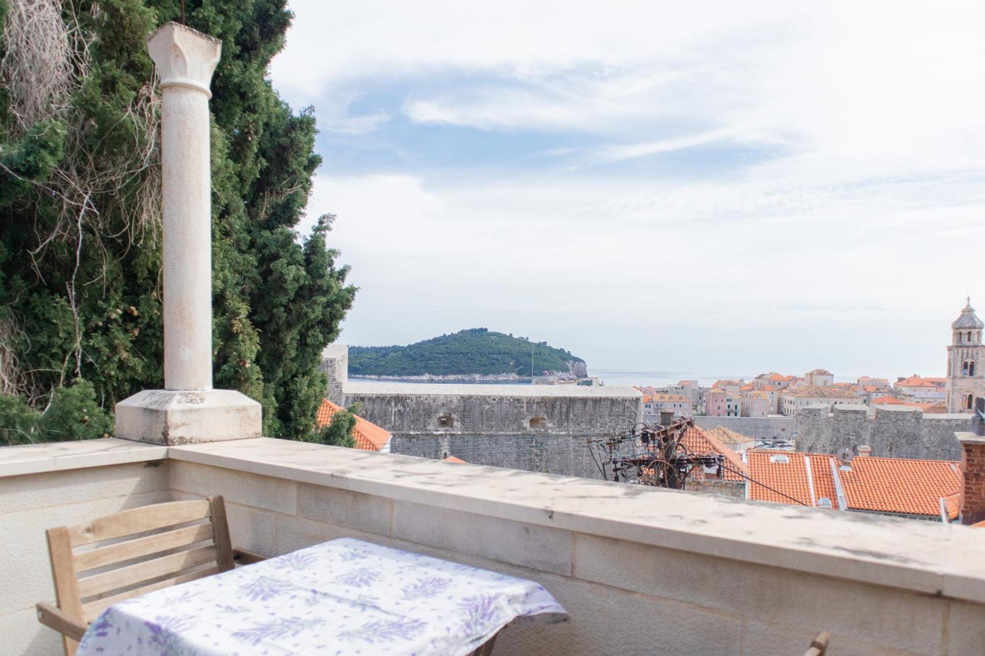 Love Dubrovnik Hostel エクステリア 写真