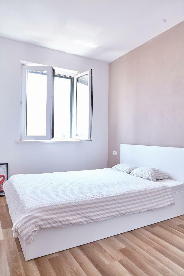 Love Dubrovnik Hostel エクステリア 写真